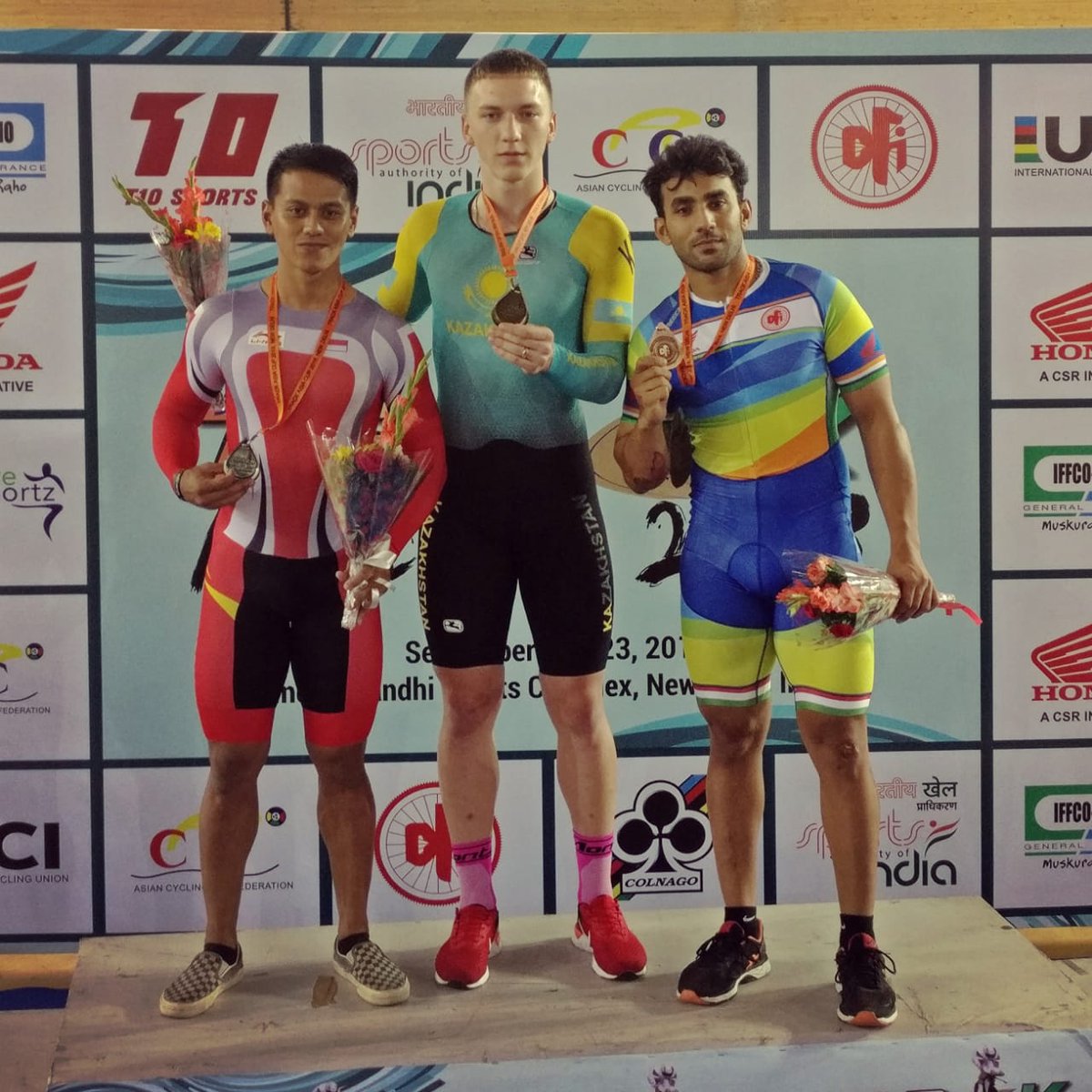Men's Elite Keirin Race Winners! 

🥇 Andrey Chugay - Kazakhstan 🇰🇿
🥈 Puguh Adami - Indonesia 🇮🇩
🥉 Amarjeet Singh Nagi - India 🇮🇳 

#TrackAsiaCup2018