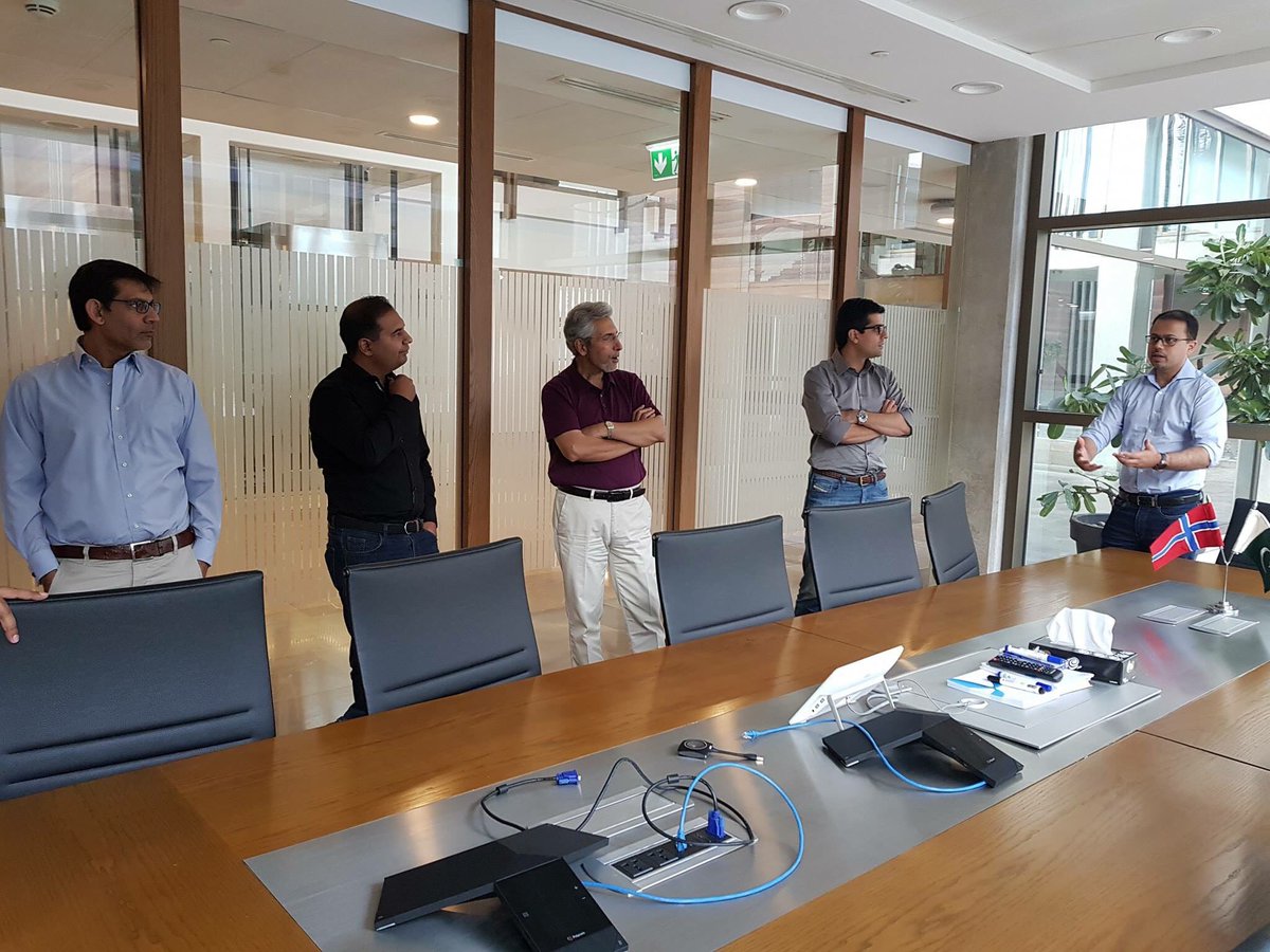 Discussion on the judgement sheet and startups <a href="/TelenorVelocity/">Telenor Velocity</a> <a href="/salmanansari/">Salman Ansari</a> <a href="/Faisalshuja/">Faisal Shuja Khan</a>   <a href="/azmdar/">Azm Dar</a>  <a href="/MZaidi10/">Murtaza Zaidi</a> #Launchpad12 #islamabadchapter