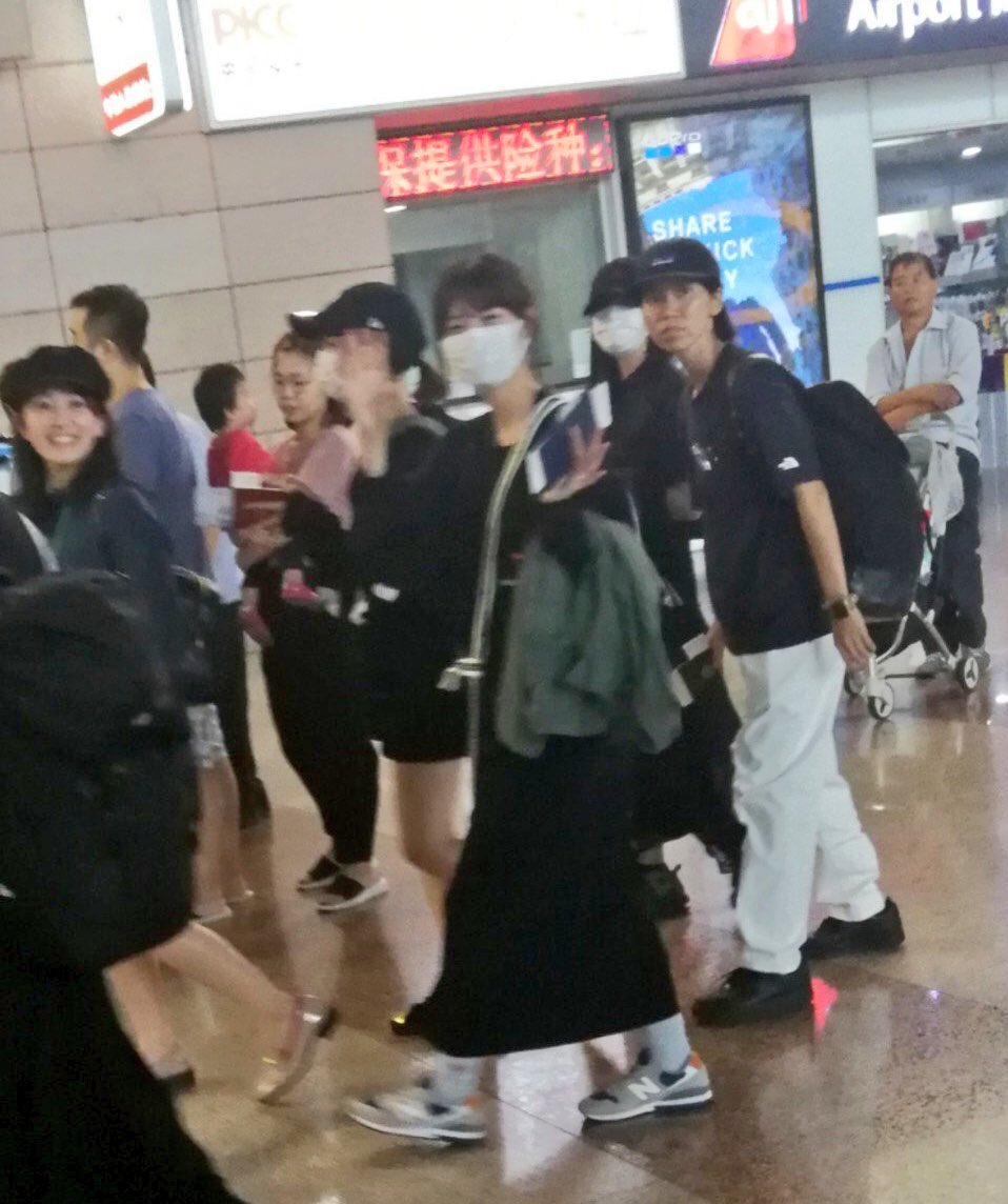 乃木靴 New Balance Mrl996mc 乃木坂46 西野七瀬 乃木靴 T Co 2y8qb3xieh Twitter