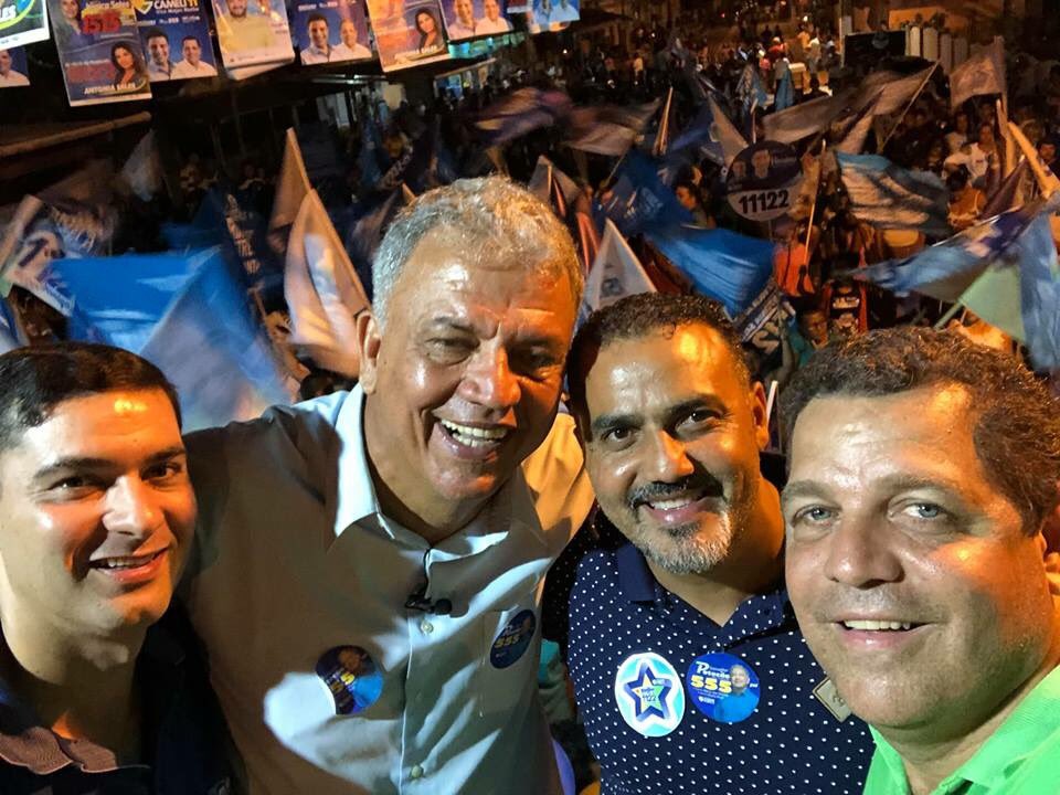 MajorRocha45's tweet photo. Mâncio Lima azulou, festa linda do 11. https://t.co/BGsU6MYKZf