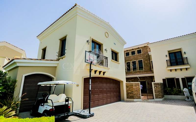 ELREDubai's tweet photo. This amazing property could be your next home! 
Buy this beautiful 6 bedroom upgraded bespoke Signature Tarragona villa.
Visit https://t.co/bdsNvD2PzK or call our Client Manager, James Walsh on +97150-5583904 for more info. https://t.co/jby2jr3ZIP