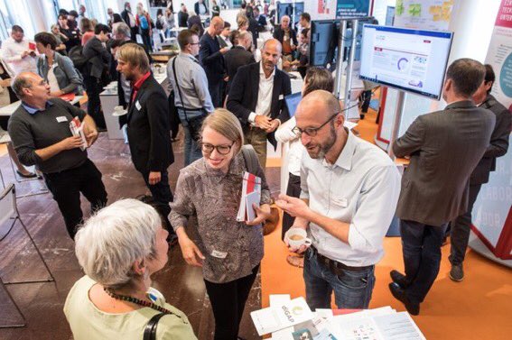 boeckler_de's tweet photo. 600 TeilnehmerInnen, 30 Partner, 1 Ziel: Die #Arbeit von morgen #fair gestalten. #labora18. https://t.co/Z7szIrNPIV https://t.co/0oEBje38e6