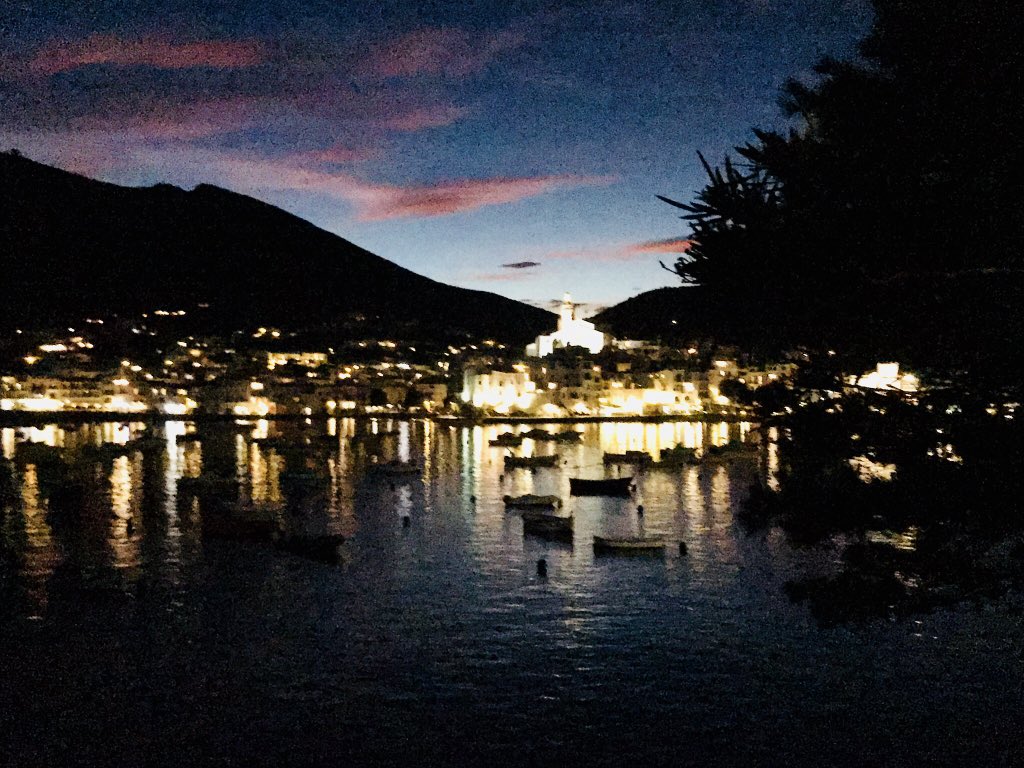 NinaFinbow's tweet photo. Glorious sunset & a magical evening in our beloved #Cadaqués ...... soon to be your view @JudithShallow #gettingawayfromitall #cadaqués #cadaques #travel #travelphotography #wheretimestandsstill https://t.co/da6ZOYImVZ