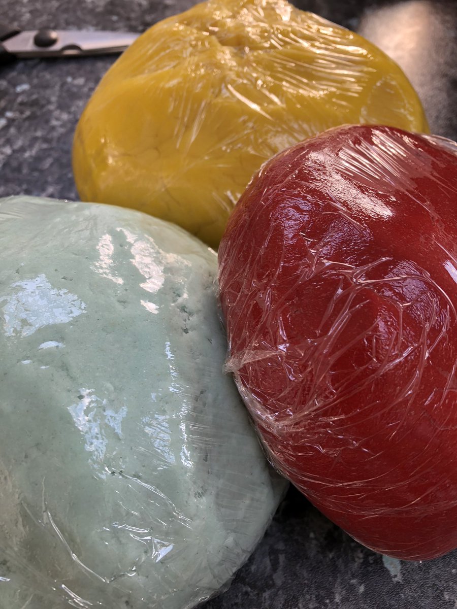 SafiaBarikzai's tweet photo. Ready for @LSBU Community Day @Robogals_LSBU @InventEUrs_
Join us for some creative fun!
#LSBUwelcome #playdough #robotics #playfulcoding https://t.co/Zzp23gmQX5