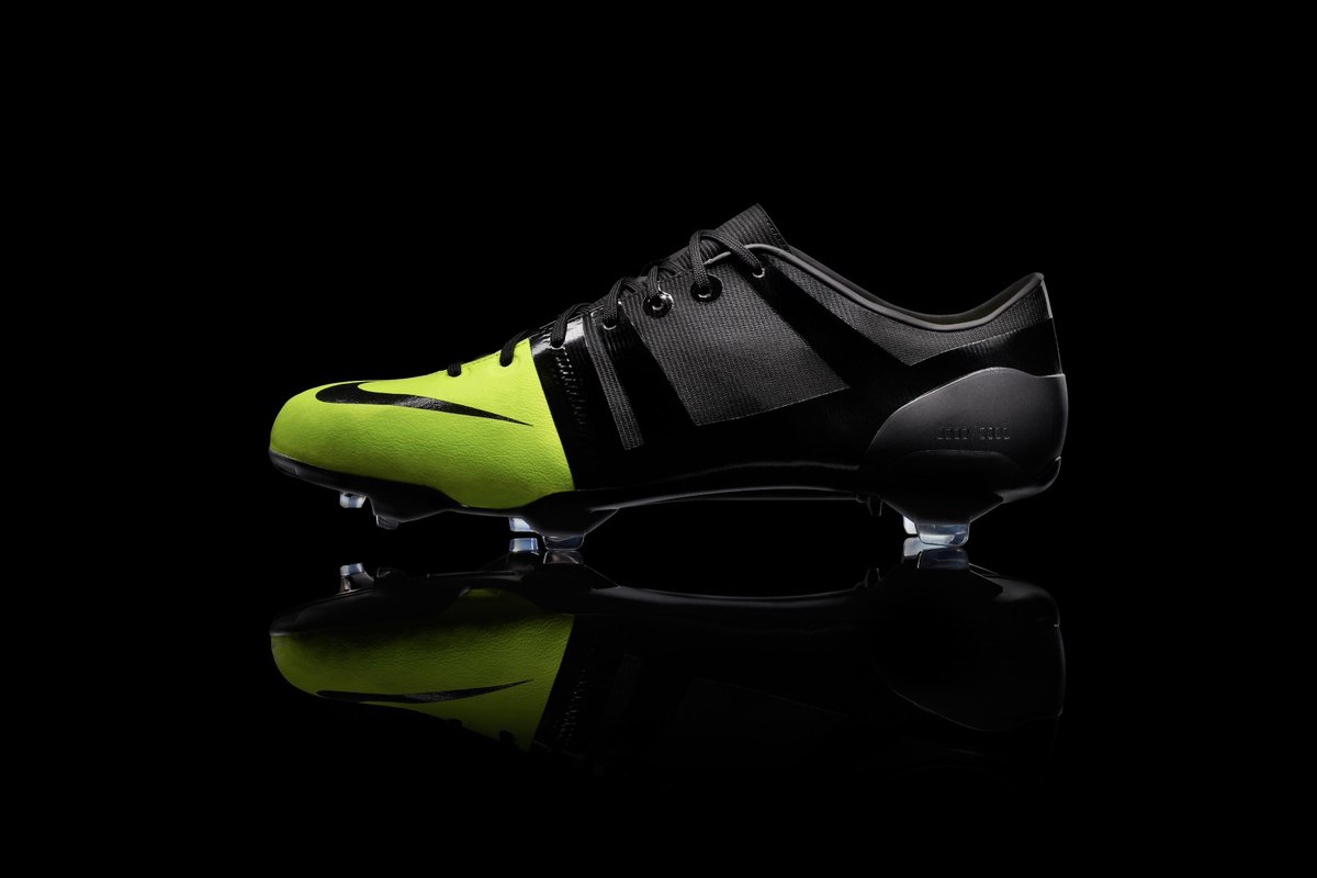 nike 2012 football boots