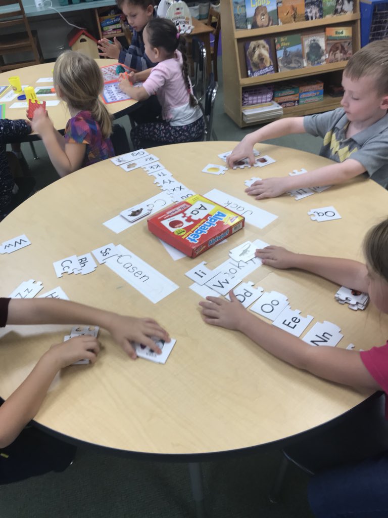 larissaSjuliano's tweet image. Love our word work time as we kick off our new year and curriculum. ❤️ #sweetiepies #playandlearning