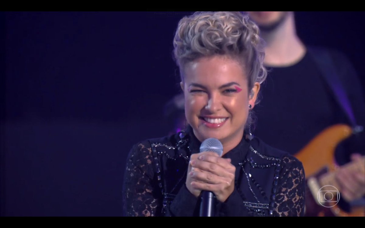 Lua_Blanco06's tweet image. Minha princesa arrasou 😍😍❤️
   Que injustiça, não deram estrela bônus 💔

#TeamLuaBlanco TimeLuaBlanco