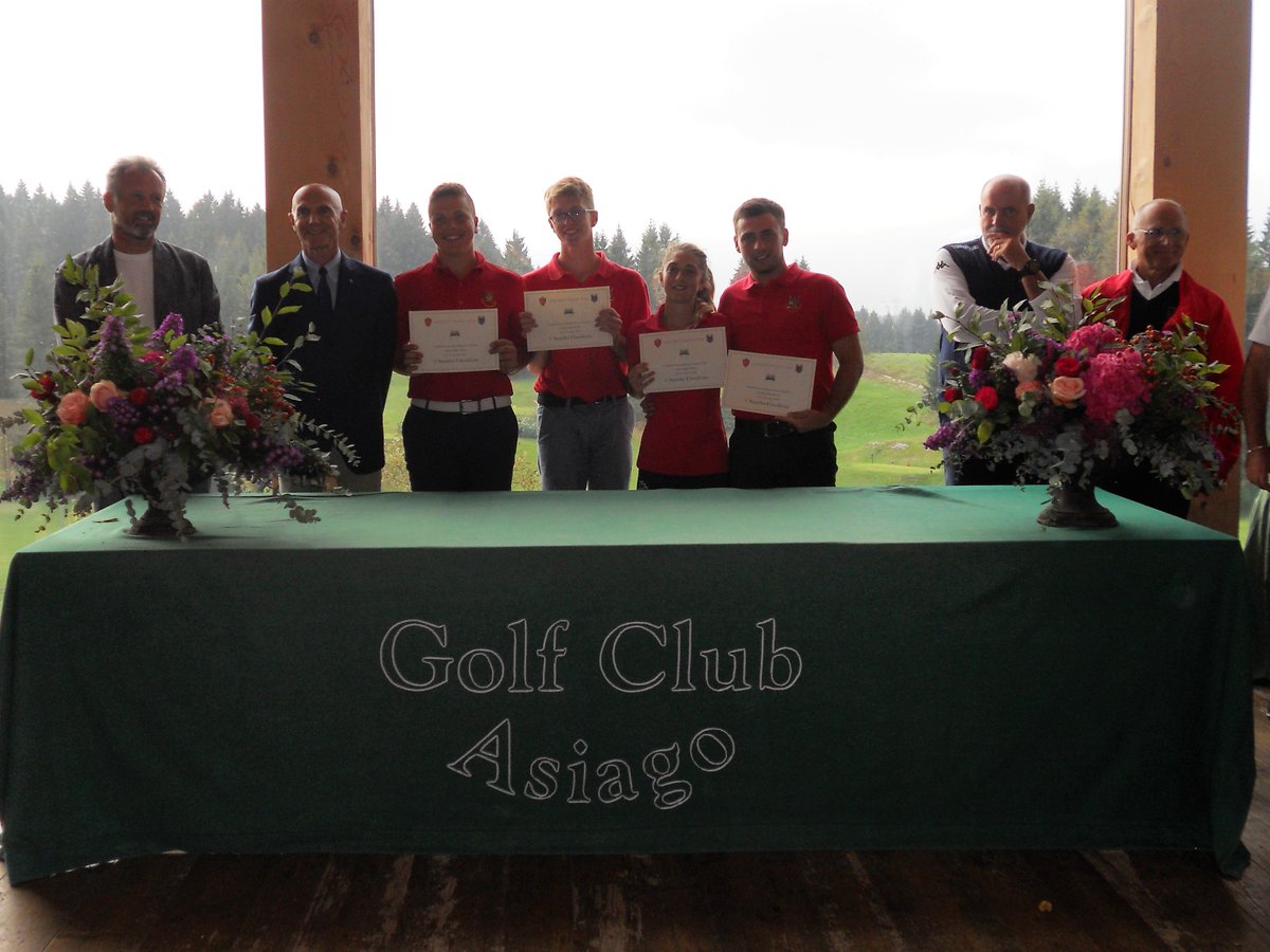 CAMPIONATO REGIONALE VENETO A SQUADRE, 22-23 settembre 2018
<a href="/GolfVenezia/">Circolo Golf Venezia</a> 458 colpi e <a href="/golfasiago/">golf asiago</a> 465 colpi