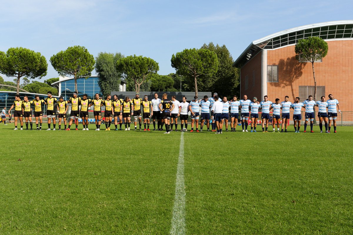 Durante l'entrata in campo delle due squadre nella partita di ieri il rugby italiano si è unito in sostegno di Mitocon Onlus nella settimana di sensibilizzazione sulle malattie mitocondriali 

#WeCanTackleMITO  <a href="/Federugby/">Italrugby</a>