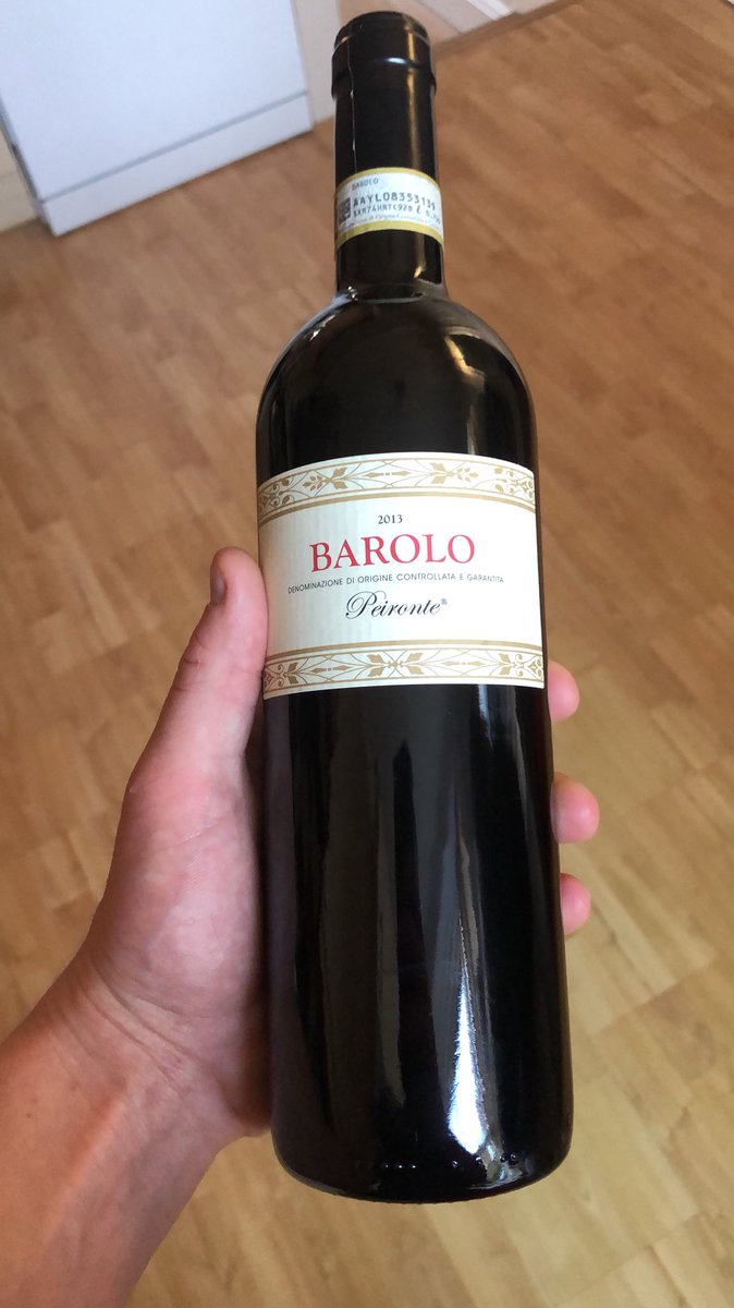 Sunday night! #redwine #barolo #barolowine #barolopeironte2013