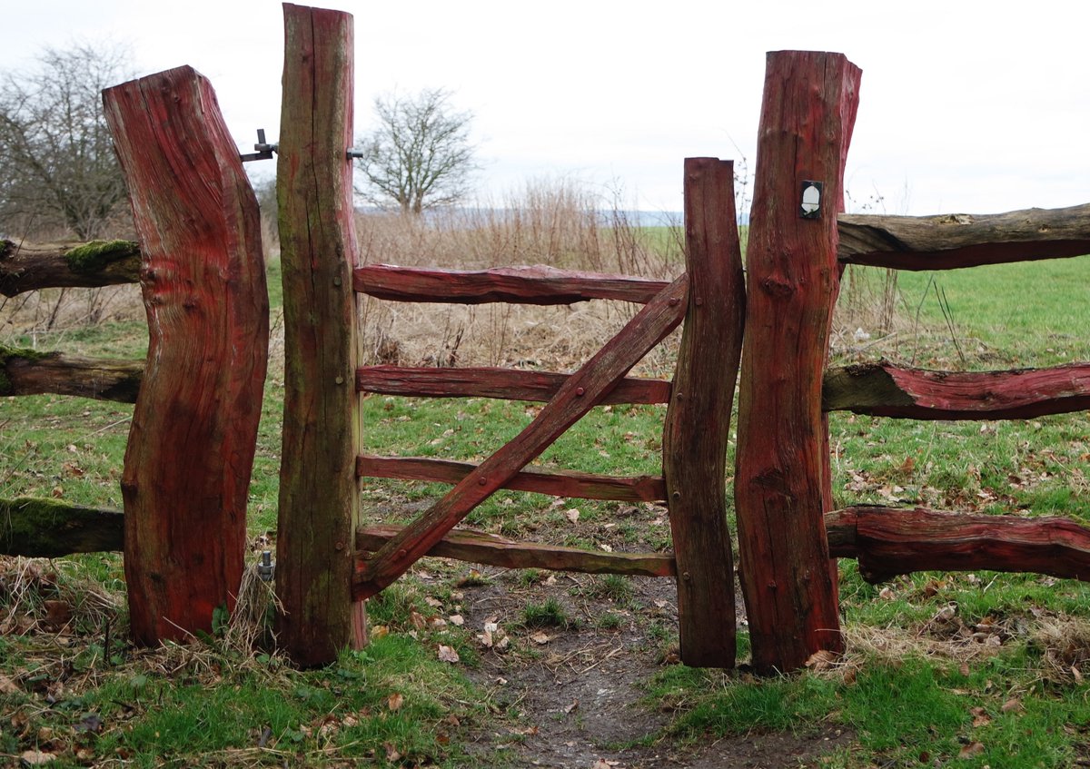 Rites of Passage Autumn School -2-5 Nov in Cumbria. "One of the best balanced trainings I've done. Kept me active, immersed &amp; reflective. Laughter, tears, thresholds, landscape, sacredness and profanity" participant 2018.  deadgoodguides.co.uk/?p=2774 6 weeks to go. Last few places.