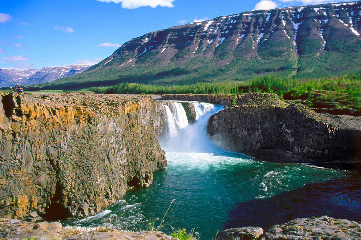 Michael28813919's tweet photo. Putorana Plateau is a mountain range located in the north-west of the Central Siberian Plateau.On the Putorana Plateau lies the Geographic Center of Russia -Lake Vivi.
#like#follow#followme#foto#winter#time#liketime#russia#vacation#travel#style#me#i #russiantours#vacation#travel https://t.co/FljDxkzZtD