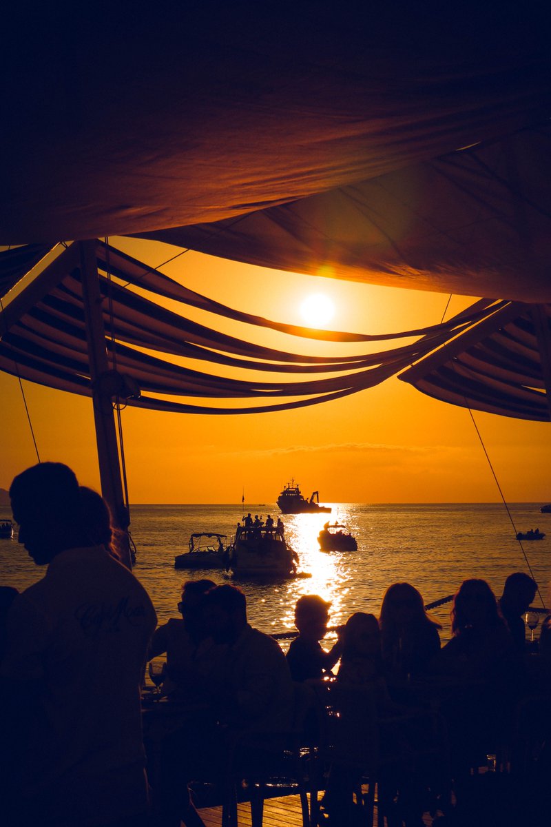 Кафе дельмар. Cafe del Mar Ibiza закат. Вечеринка на закате.