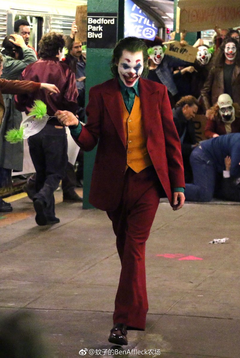 buzzpoptv's tweet image. Set Video: Joaquin Phoenix Berleluasa Di Set Penggambaran JOKER! buzzpop.tv/joker-set-vide…

#Joker #SetVideo #OnLocation #WorldsOfDC #BuzzPopTV
