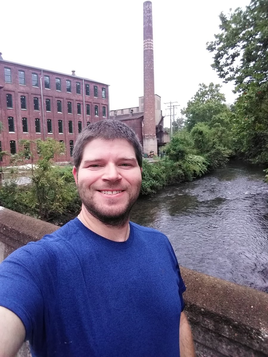 gna35runner's tweet image. 5.0 @CharityMiles for @FeedingAmerica on a nice and cool #Autumn morning.
Thx @SmartyPaws for sponsoring me! 
#earthathon #runshine
#SquadRunner #NAFlagVisorIII #runner #running #health #wellness #happiness #fitness #goals #sundayrunday