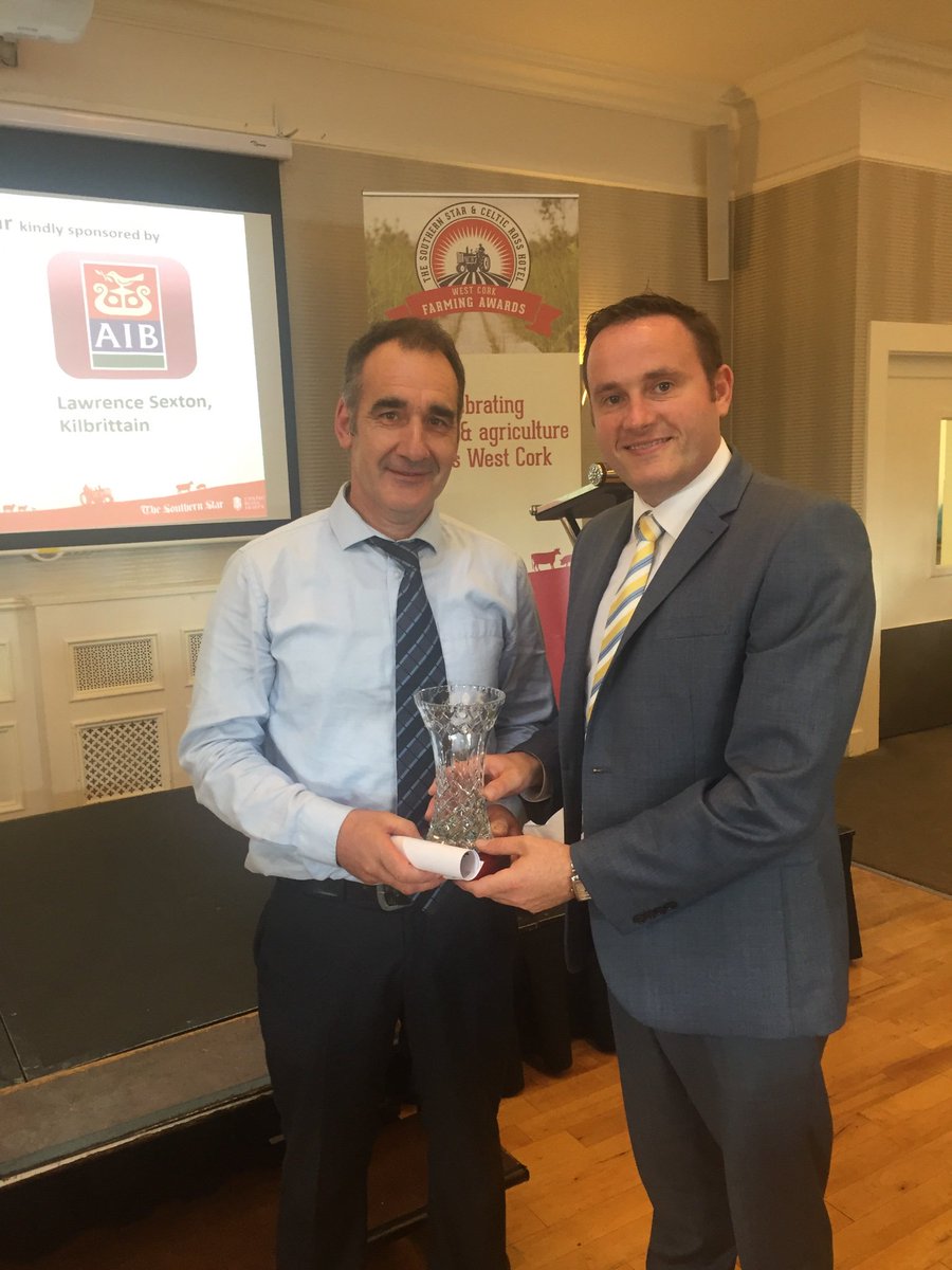 Delighted to sponsor Dairy farmer of the year award to Cyril Draper at west cork farming awards <a href="/AIBBiz/">AIB Business</a> <a href="/odoherty_j/">John O'Doherty</a> <a href="/SouthernStarIRL/">The Southern Star</a> <a href="/CelticRossHotel/">Celtic Ross Hotel</a>