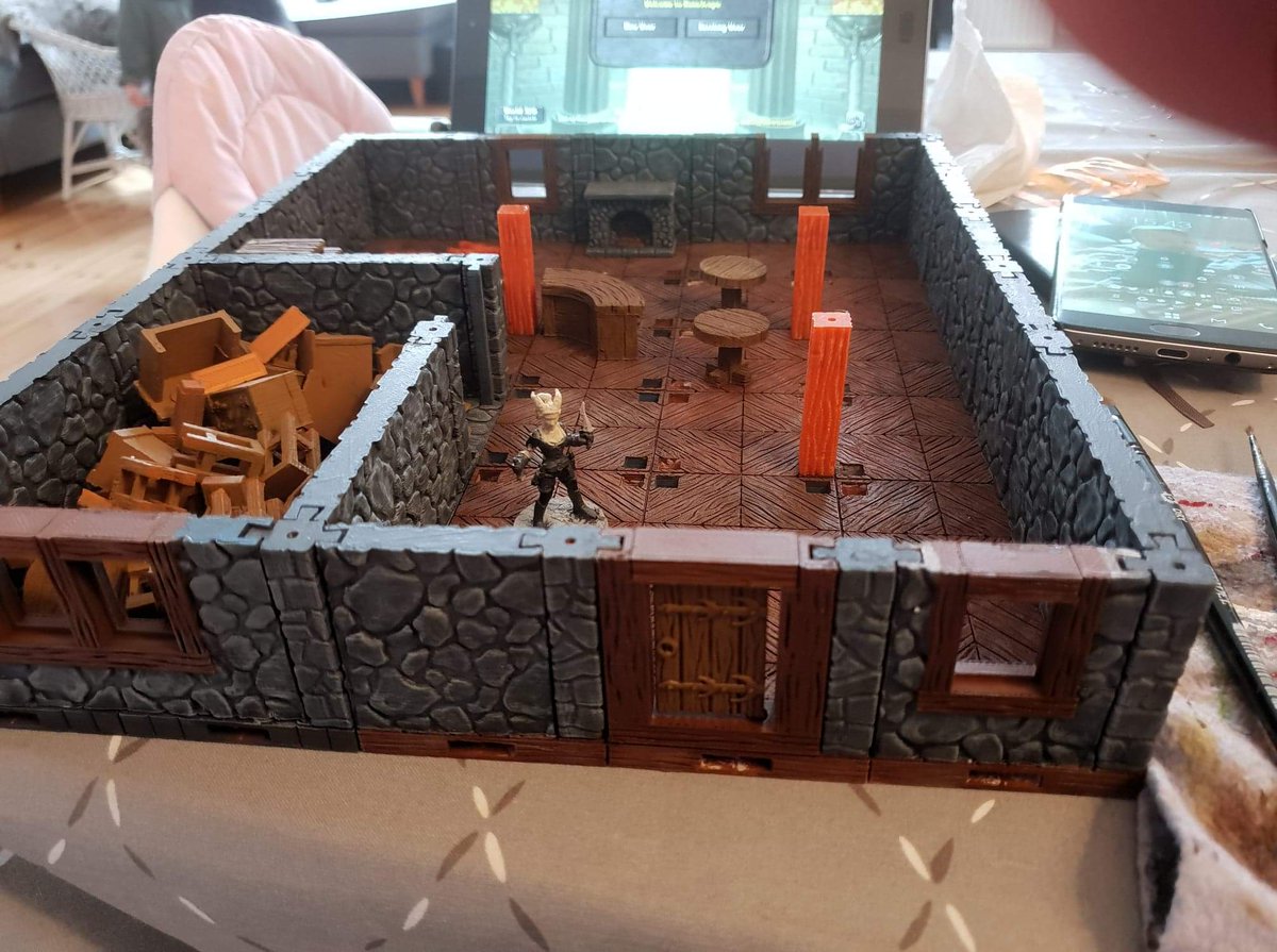 Xzylium's tweet image. I have this wierd feeling of I&apos;m moving into a new house #dungeonbuilder. Sunday painting and assembling #dnd #RPG #TTRPG