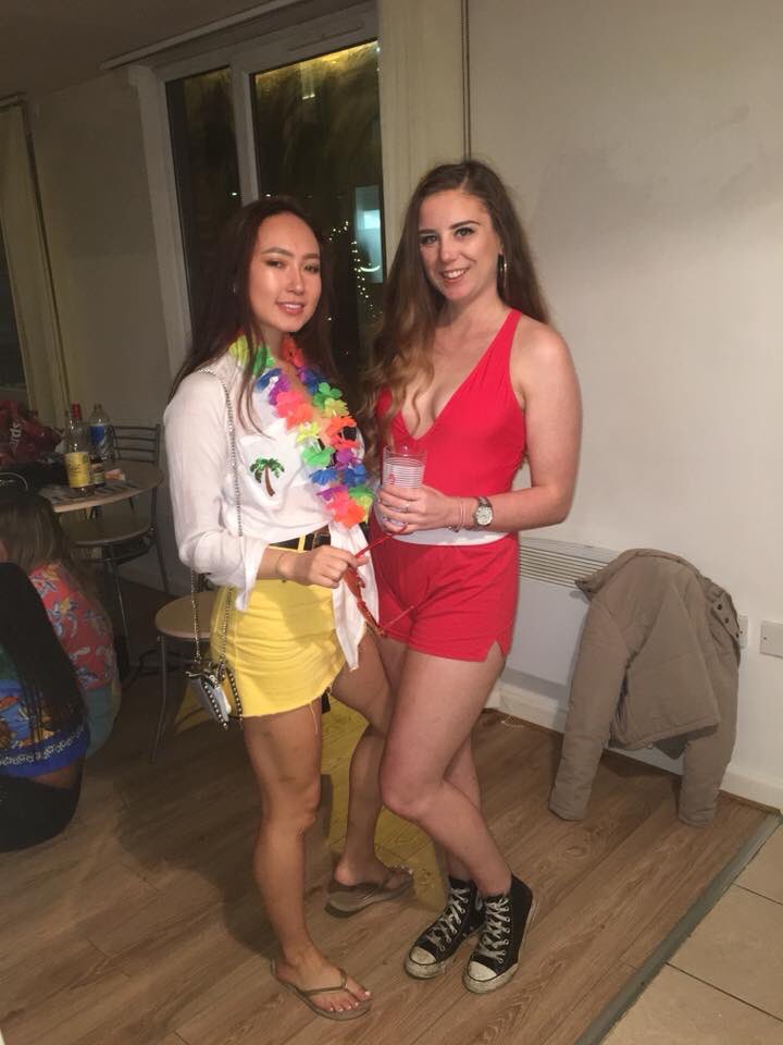 AU Social of Back to the Beach theme went so well! Pre drinks seemed to be quite the hit 😉🍞 next weeks theme is OUTER SPACE 👽✨ get your glitter and metallics out girls!