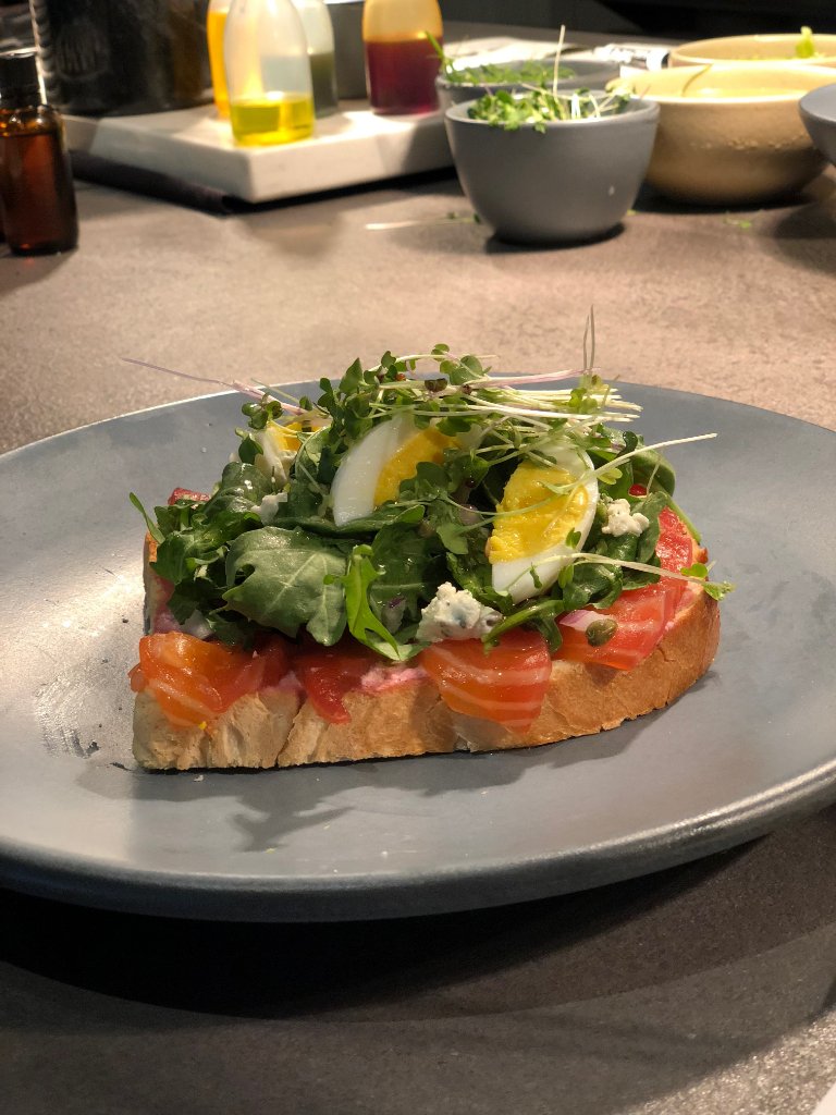 On Sundays, we brunch! Join us from 11 a.m. to 3 p.m. for some mouth-watering dishes, like this Honeysuckle Vodka “Cured” Salmon Toast! 🍳 #SouthernNational #brunchin #SouthernNational #mobile