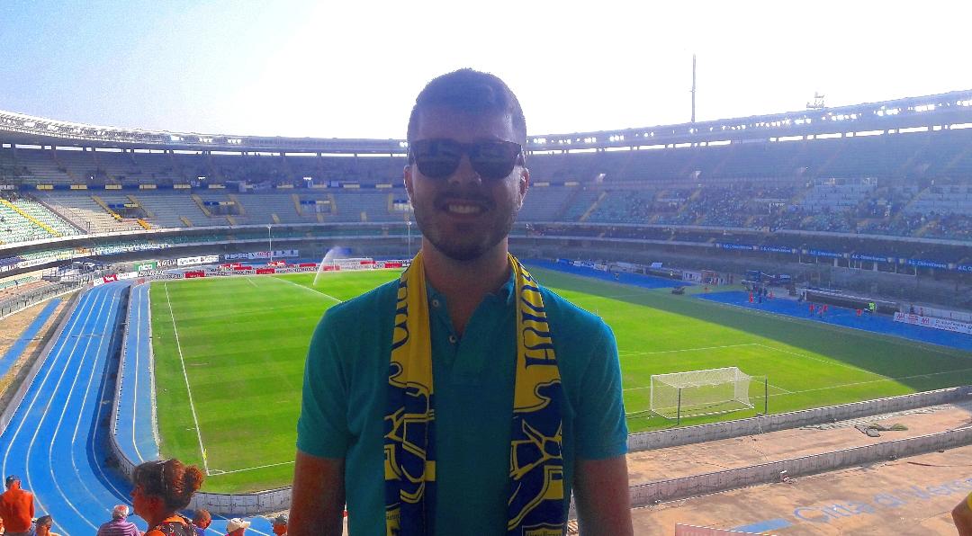 ramipedrote's tweet photo. Forza Chievo! 💛💙 @SerieA https://t.co/dyUhERH13U
