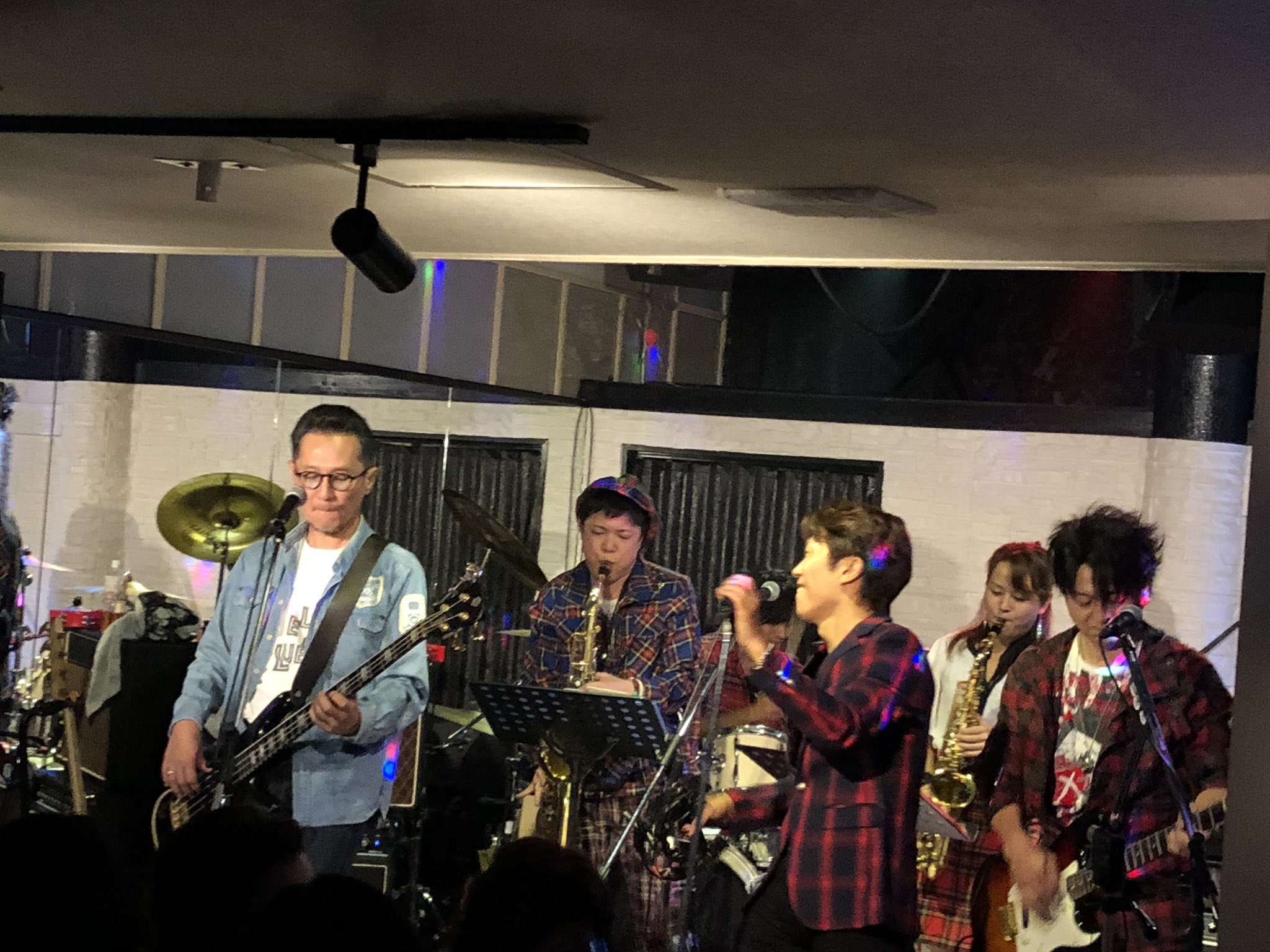 Y Matsui در توییتر 祝 35周年チェッカーズライブイベントに参加してきました 楽しかった チェッカーズ 久留米 ライブ Livebaractor 祝 Toybox 大阪 大土井裕二 アクターチェッカーズ