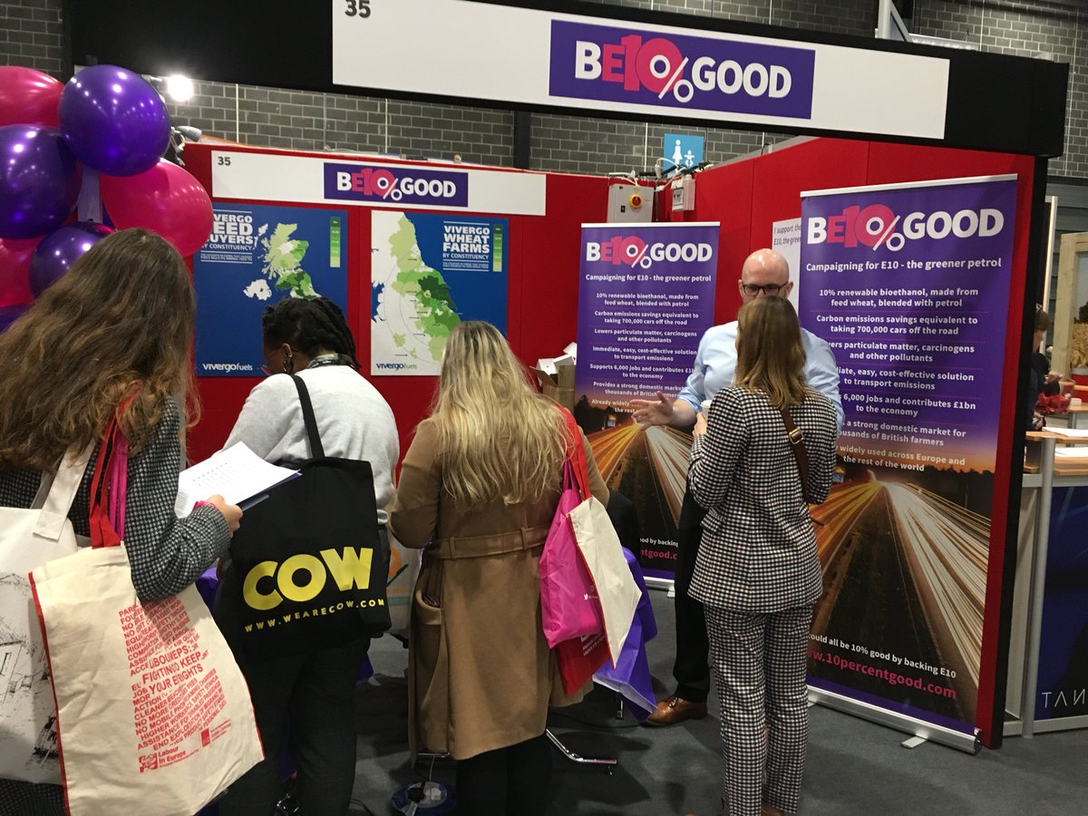 Thanks to @ChrisM4Chester &amp; @alexmayer for being the first to sign our pledge board supporting #E10 ... if you’re a <a href="/UKLabour/">The Labour Party</a> politician at #LPC #LabourPartyConference come to stand 35 and show your support for greener petrol