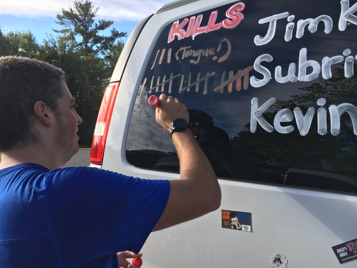 KevinMontano's tweet photo. Words can’t really describe how amazing the Ragnar experience was. 

We came, we saw, we ran. 

#ADKRagnar #13ragnar #runchat #5Run8 https://t.co/wpmnWn43wU