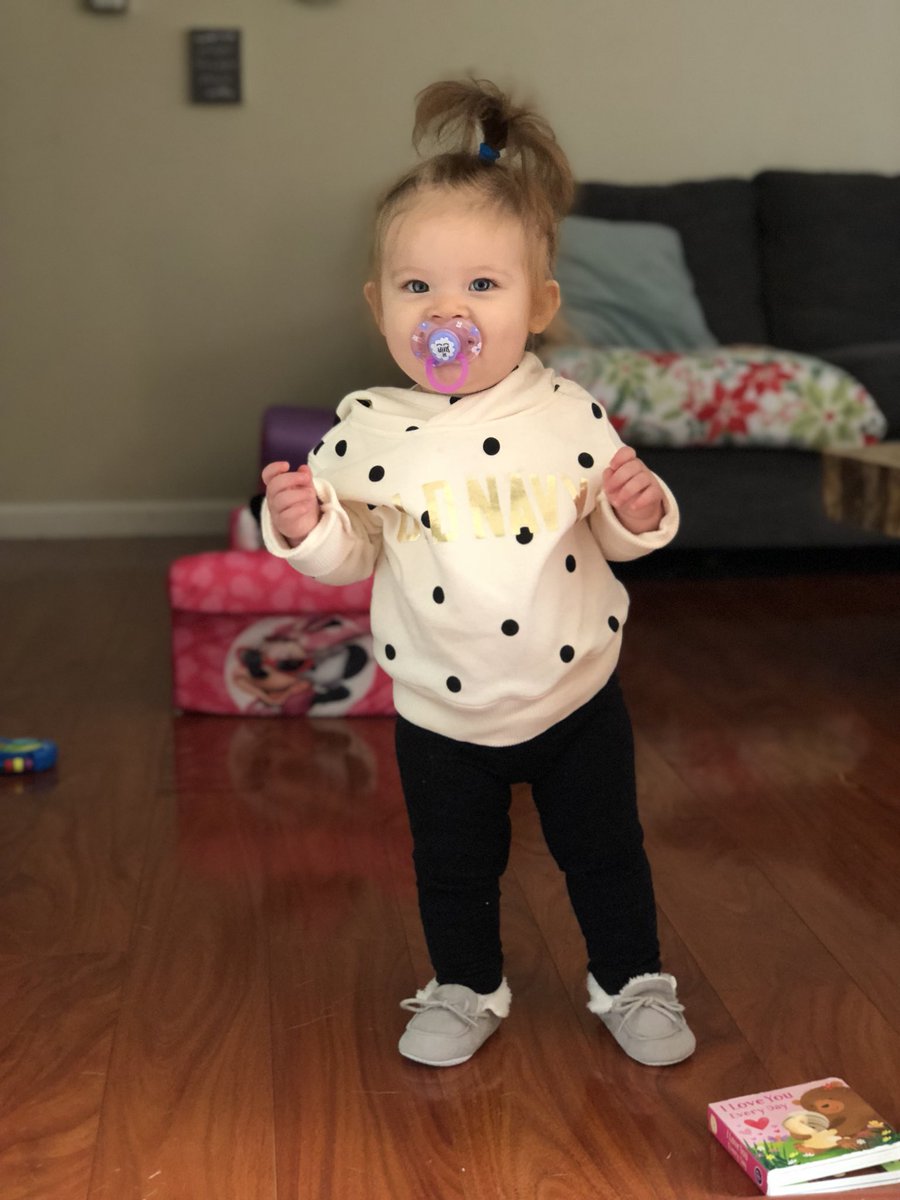 C_music13's tweet photo. Daddy always picks the best outfits https://t.co/JDv5RPoV26
