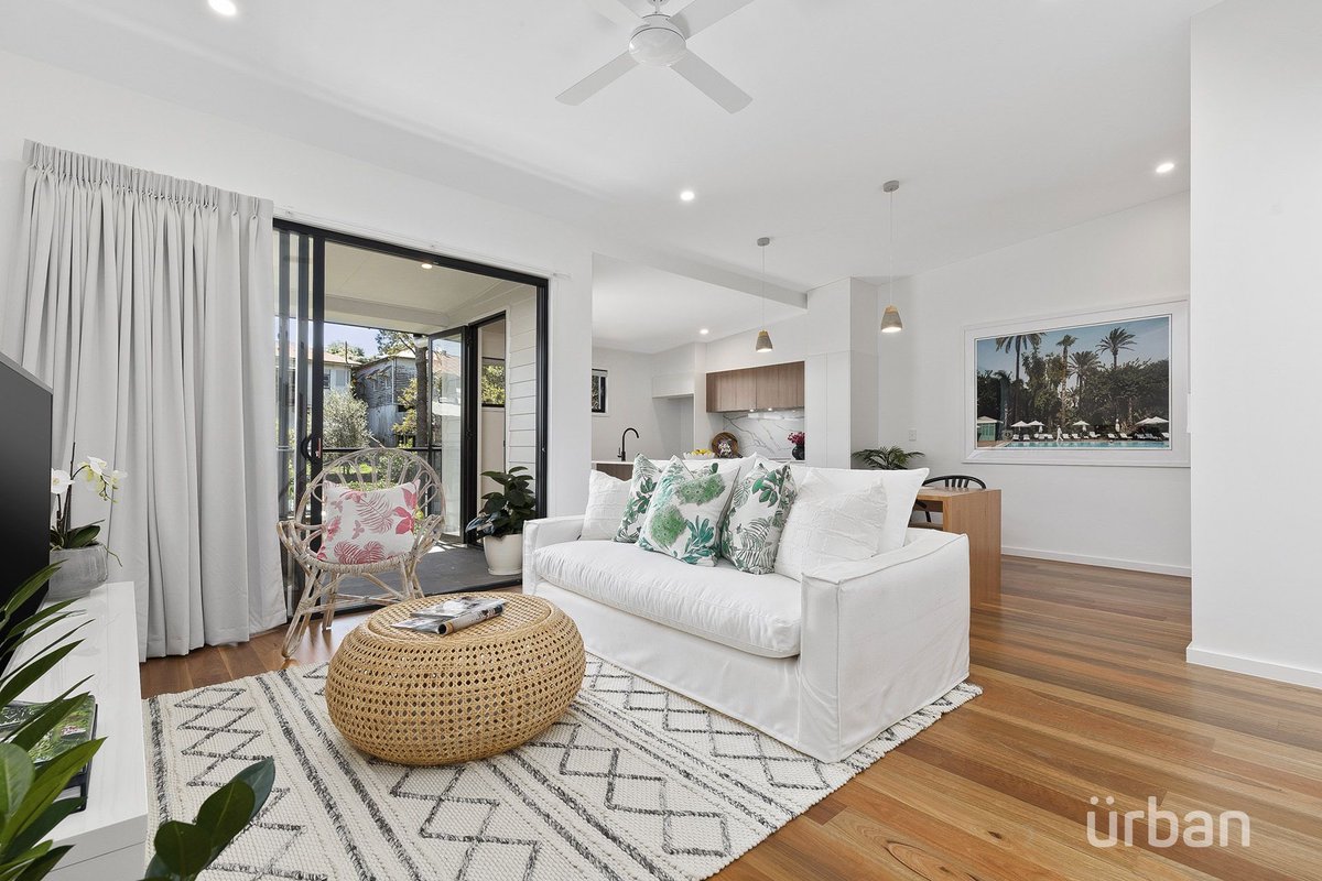 jc_property_'s tweet photo. 🚨#ForSale🚨

🔑 11 Bellavista Tce, Paddington    
•
3 🛏 3 🛁 2 🚙 
•
Paddington’s best value Town Homes 
•
💻View @ https://t.co/Sx0NxlBYr7
•
📞Call me on 0401822287 to discuss this property and how we can help you! #jcproperty https://t.co/gZ5E07dLlQ