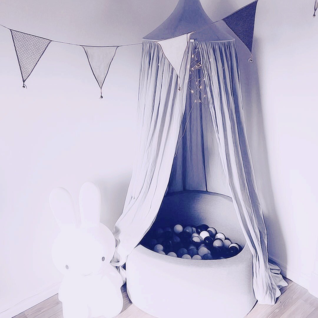 Eis que te tenho nos meus braços. Eis o fruto de um grande amor. Bem vindo, meu Kaleb. Os papás estavam ansiosos por ti.