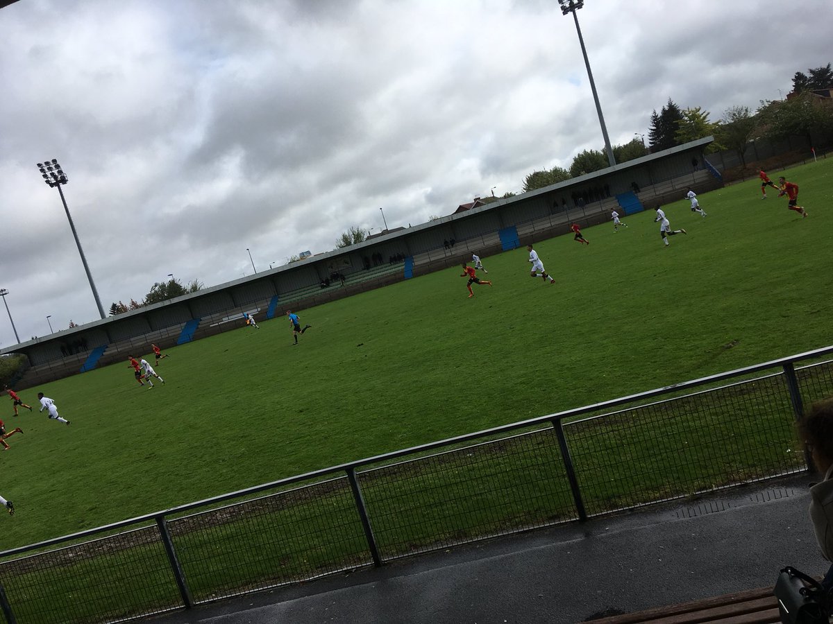 RCLensEtBASTA's tweet photo. Fin du match et victoire de nos #U19Nat (5-2) [BUTEUR: Ismael #Hmani, Clément #Victoor, Matteo #Mazzolini, Ahmed #Mandefu X2] https://t.co/YHGM0oZEpT