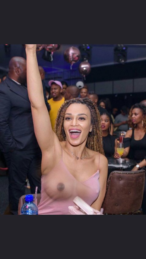 MydarlyCele's tweet photo. @MatolaUzu @TeamSbahle_M Yes yes yes ok https://t.co/vvHw1opE35