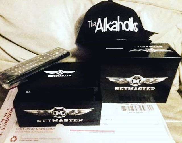 j_ro_alkaholiks's tweet photo. Still paying for cable? Give me your beeper number and I will call you on your brick phone. Streaming is free and 100% legal. #netmastertv https://t.co/BiivIGgfPI https://t.co/mHww5f1n7y
