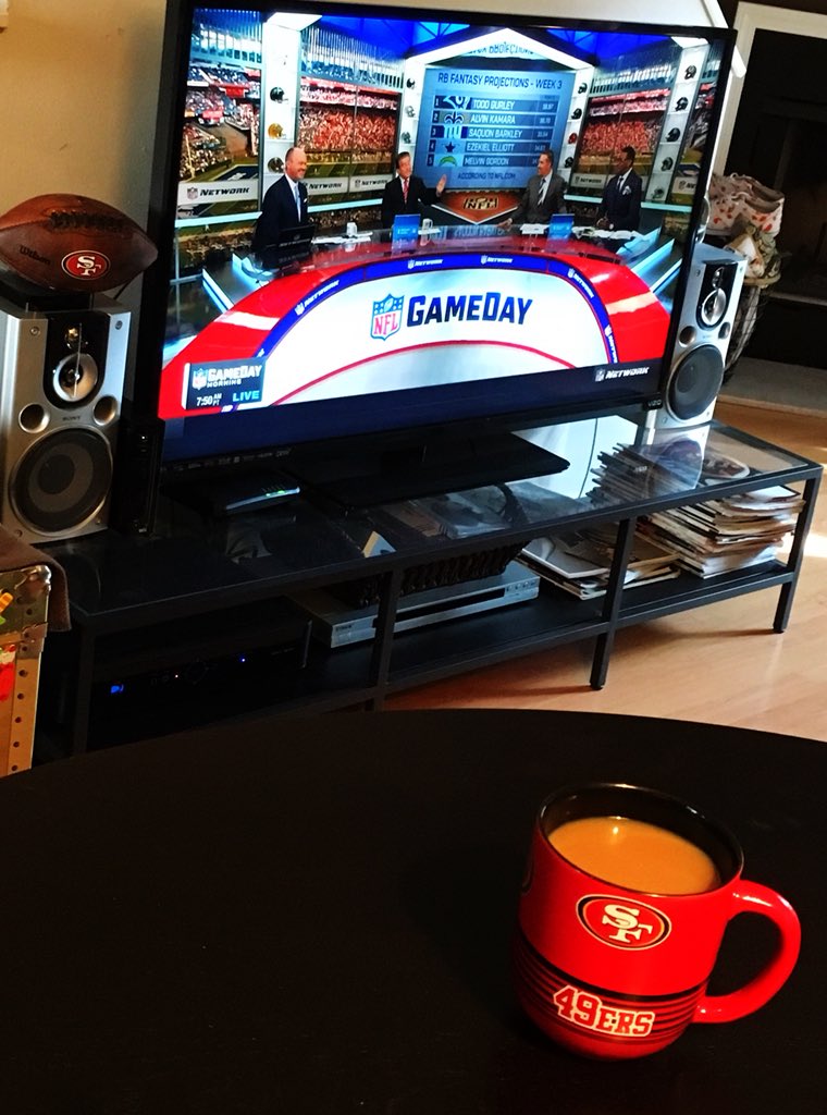 TBerto49's tweet photo. My favorite part of Sunday, Game Day Morning! Ready to see the Niners take on KC!! #ninersnation #goldblooded #nflgamedayrolecall @49ers @NinersNation @nflnetwork @NFLGameDay https://t.co/uscm6PCKDp