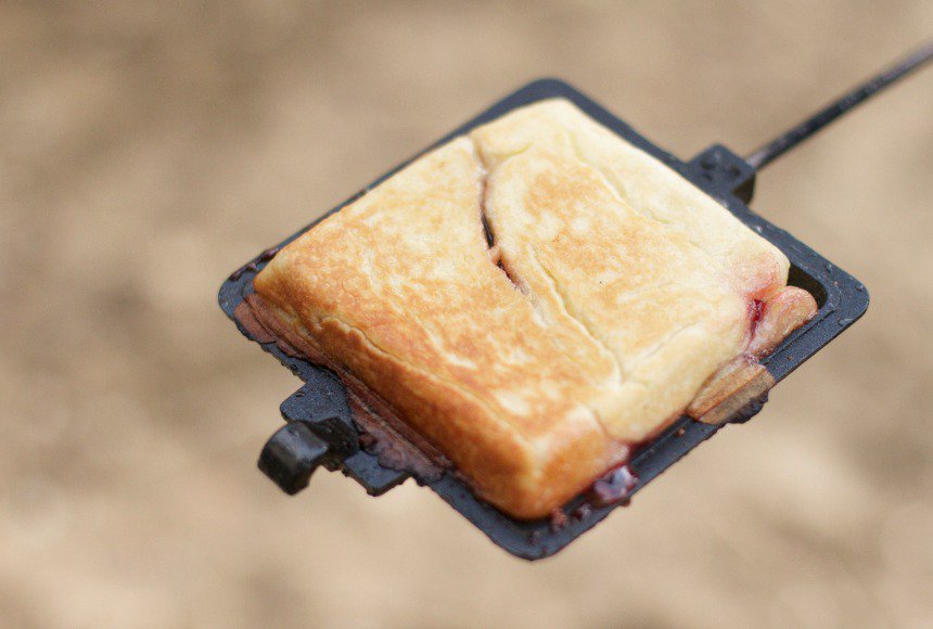 GoldCountryCR's tweet photo. Recipes For The Road.
So easy ,but how good is this one... Camp Pie!
https://t.co/vYS8VZiAPp https://t.co/j05u3R3VqE