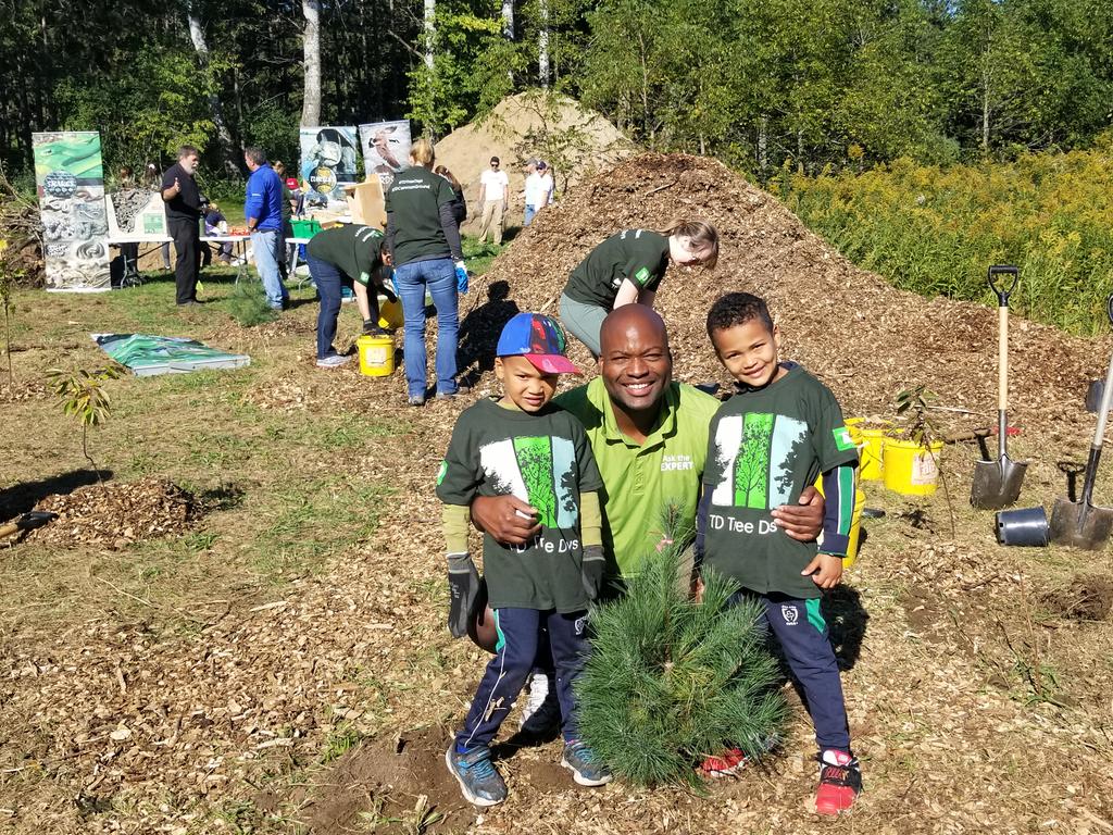 Love being able to include my boys in giving back in the community! We got 8 trees done this year, and the boys are signing up for 12 next year! #TDtreedays