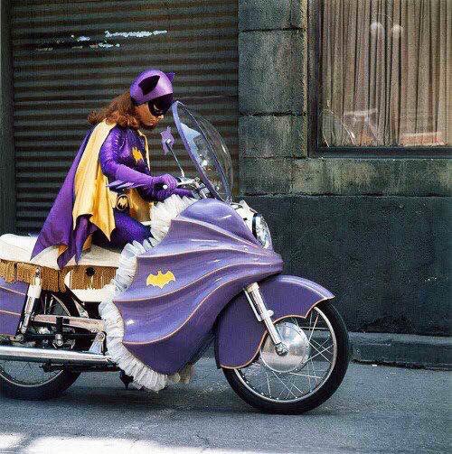 Dear <a href="/Hilsanderson/">Hilary Sanderson</a> please can you arrive at the @GoGoHares2018 auction in this pleeeease! #ggh18 that would be awesome thanx 😃👍⭐️🙌💖