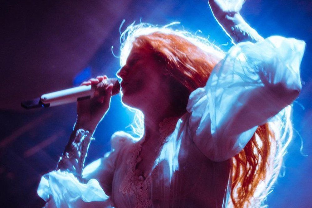 plusstage's tweet photo. Florence + The Machine, en directo desde The Joiners Arms: https://t.co/KUeK0ZFM1d https://t.co/IwoMoVW0JJ