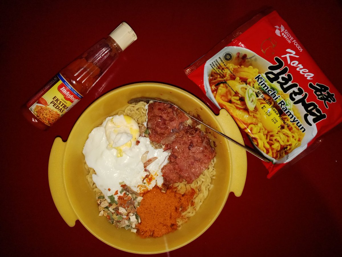 Home made noodle
.
.
.
Kimchi Ramyun, 

#food #homeMade #Kimchiramyun #kuliner #koreanoodle #koreafood