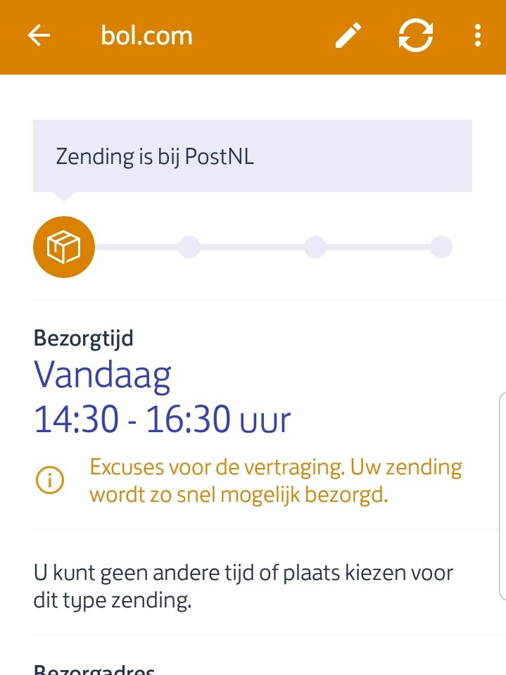 bol.com on "@Mikeboddebooks Dan is de kans inderdaad toch groot dat pakket helaas een dag vertraging heeft opgelopen, Maar, er kan een fout zijn gemaakt met het inscannen.