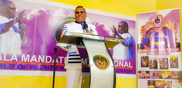 DlaminiKhanyie's tweet photo. You must be well established upon our teaching and doctrine to be a successful Plentian.

#KingSoMnala LIVE in Mpangeni.

#LetMePrayForYou https://t.co/9KiqAYpWdH