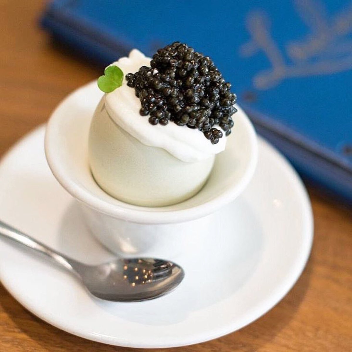 chefinthehat's tweet photo. The only way to start your day, in my humble opinion ๐
#Loulay #ChefintheHat
#Repost @dinearoundsea
ใปใปใป
The best way to start the day? With a Chefโs Scramble at Loulay! @chefinthehat piles on the sturgeon caviar for something truly special. ๐ ๐ธ: @sheratonseattle #regram https://t.co/o9RMypoNAJ