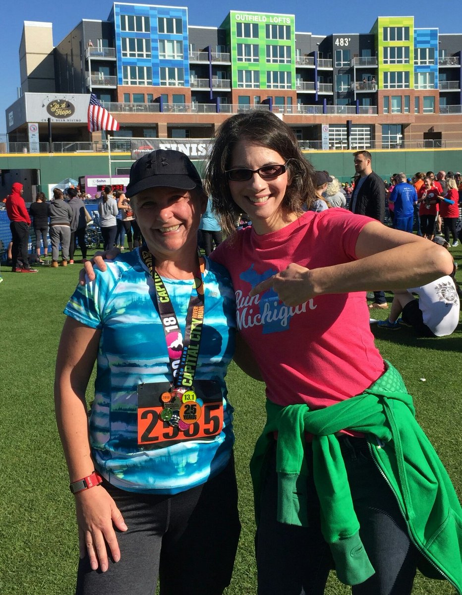 kle052789's tweet photo. Another great CCRR! Way better temps this year. Slower pace but considering my training I'll take it! And my husband and BRF were amazing spectators! #fallrunning #beautifulday #runlansing #ccriverrun #noticethedinosaurcomingforme https://t.co/503OT9Zodw