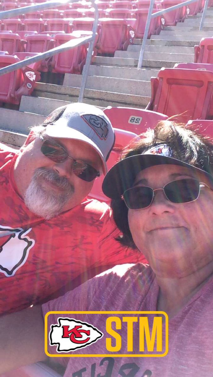 TLBouse's tweet photo. #birthdayboy 
#ChiefsKingdom https://t.co/bRXyvKQntF