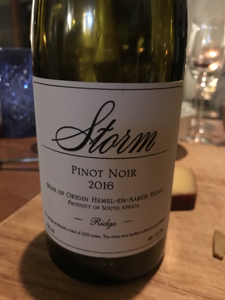 evaandwine's tweet photo. South African wines. A month of great discoveries in the cool climate regions Walker Bay and Agulhas: thanks to #hemelandaarde #artaraxia #bouchardfinlayson #stormwine #springfontein #thedrift #blackoystercatcher #wosa https://t.co/jMDc1JGWG6