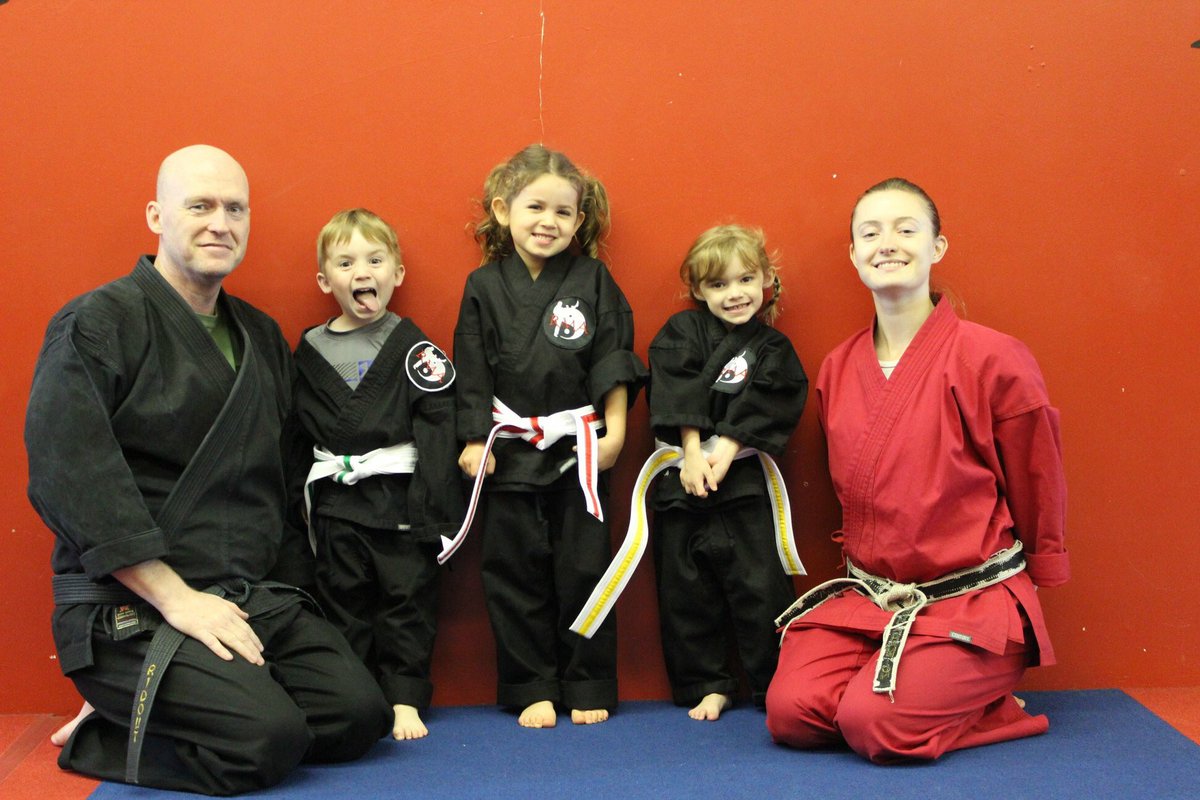 RMAKarateCentre's tweet photo. Just a few photos from yesterday. And a few of our RMA black belts! #rmakarate #barrie #barriekarate #karatebarrie #newkaratebelts https://t.co/UexTTTPyPb