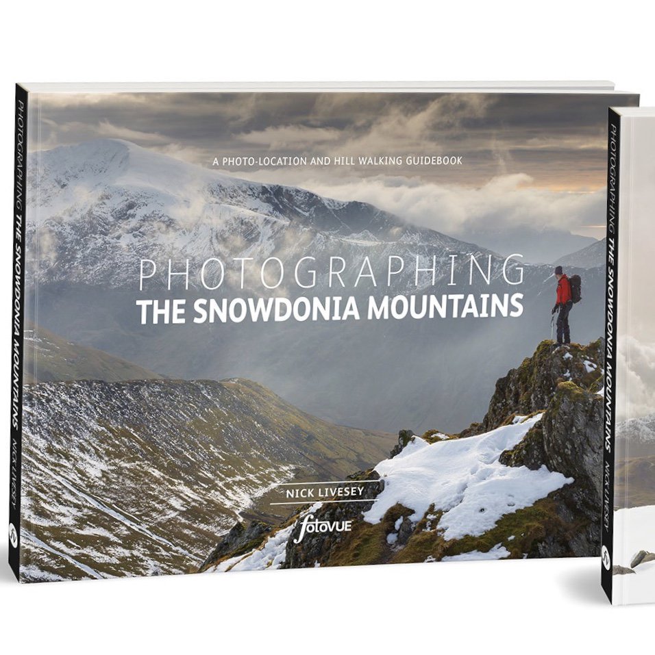 This cover for our next book or look at my next post? #visitwales #snowdonianationalpark #snowdonia #northwales #fotovue