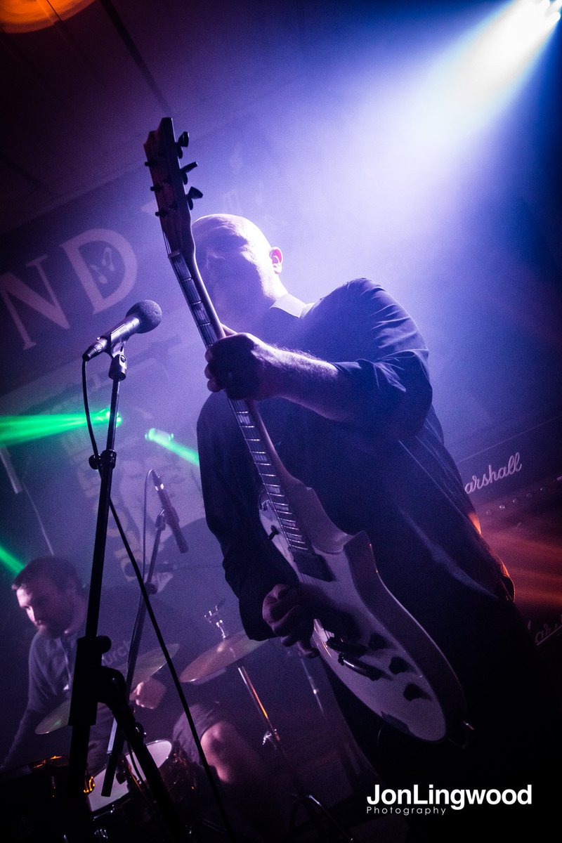 jonlingwood's tweet photo. St Helens finest, @Flat_Back_Four at Rendezvous, St Helens. #flatbackfour #gig #musicphotography https://t.co/vWrAbGkjzj