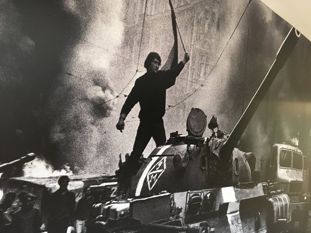 PManiura's tweet photo. #Invasion68 #ngprague seconds later photographer Koudelka was atop the tank himself https://t.co/ZwuAGtTl7i