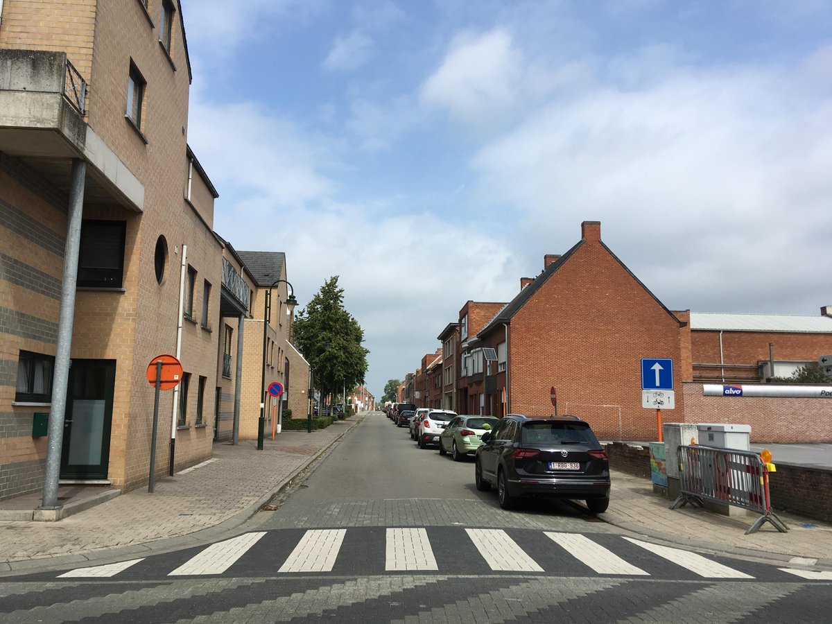 Morgen starten de werken in Zwanenberg en Bergense Steenweg. Bekijk hier welke verkeers- en veiligheidsmaatregelen genomen worden. ow.ly/S6fB30lUFjo #wegenwerken #veiligheidsmaatregelen